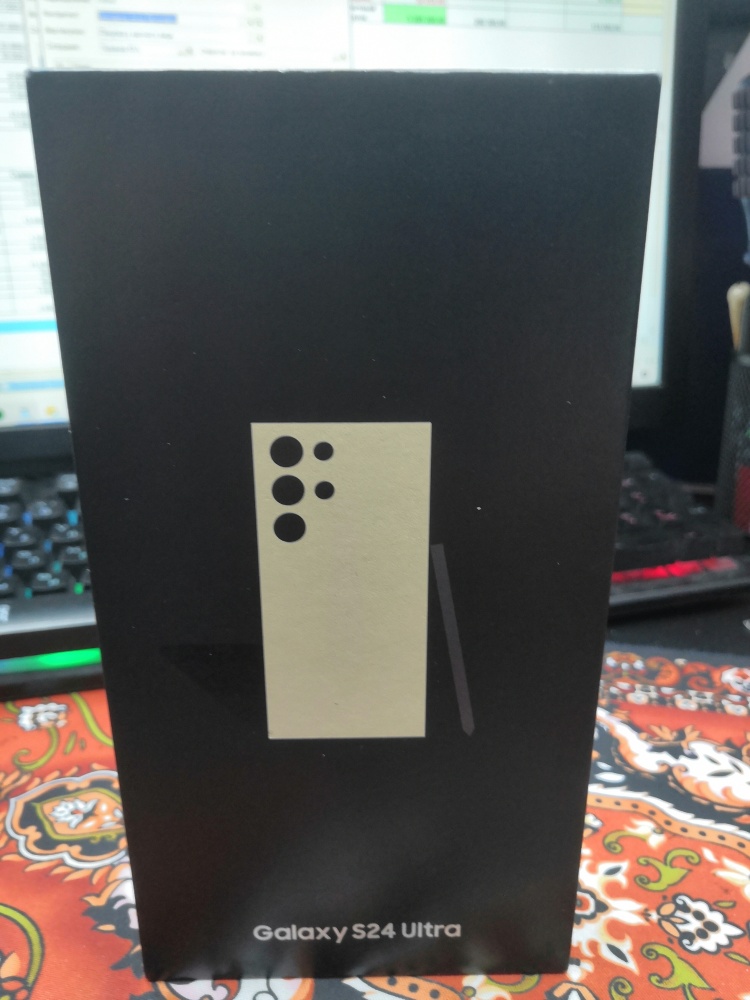 Смартфон Samsung S24 ultra 12/256