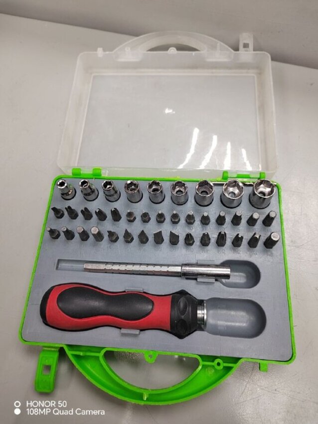 Набор отвертки, головки