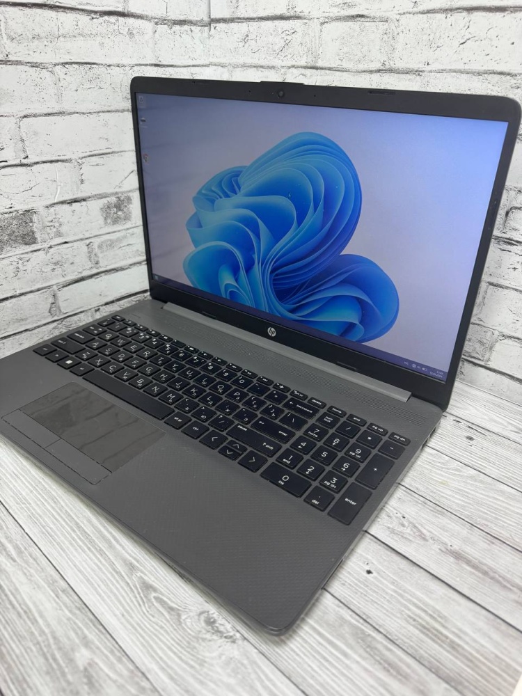 Ноутбук HP (Core I3-1200/256SSD/16Gb/128)