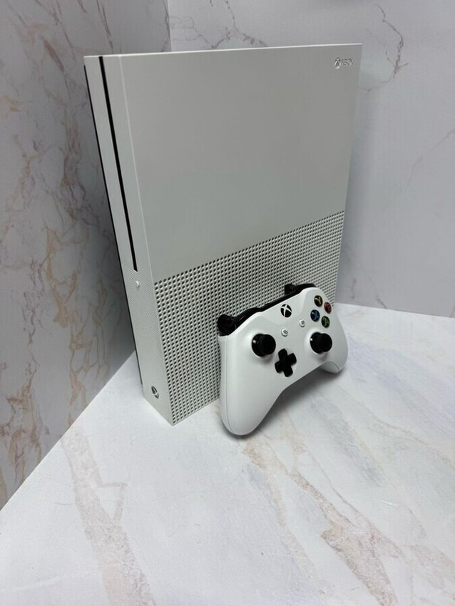 Игровая приставка XBOX ONE S