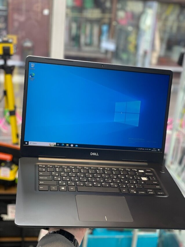 Ноутбук Dell i3-8145U ОЗУ 4 177gb