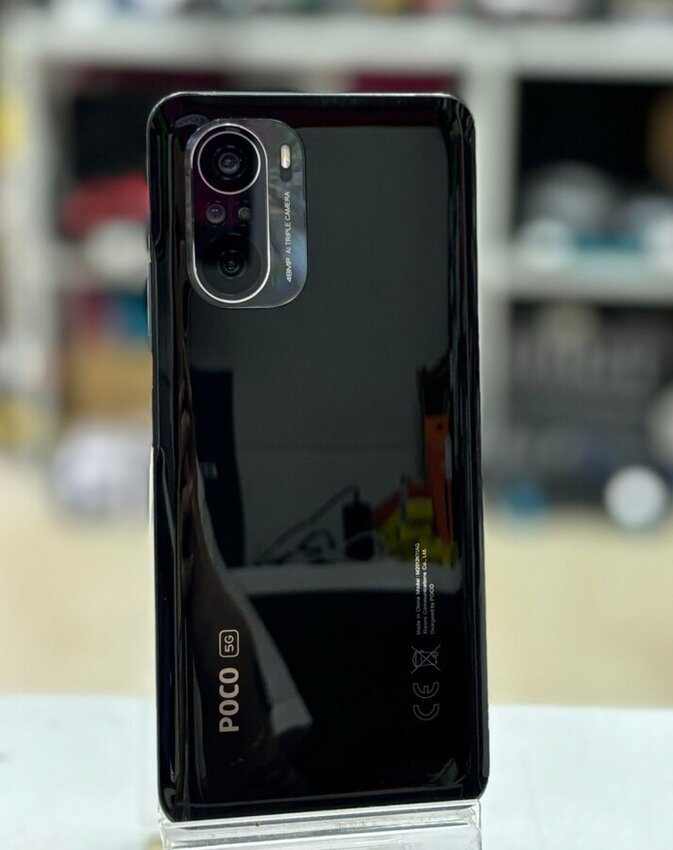 Смартфон Xiaomi Poco F3 8/256