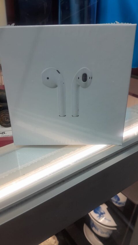 Наушники Airpods