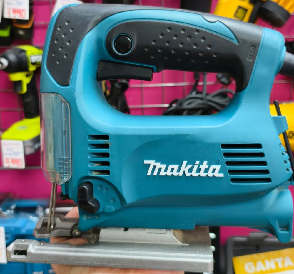 Лобзик makita 4329