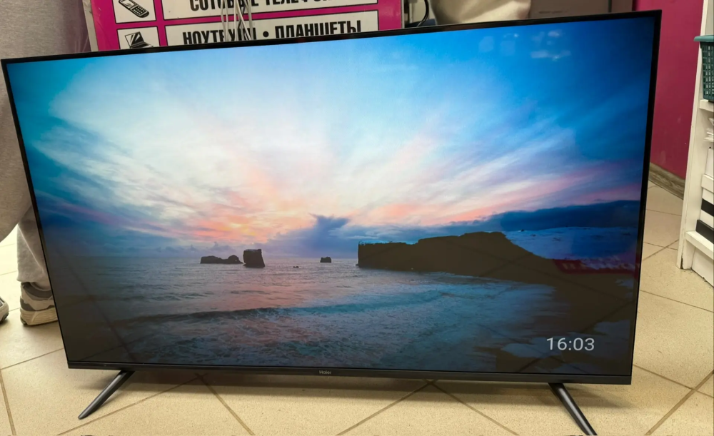 Телевизор Dexp 32 Smart